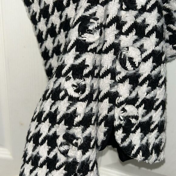 For Love and Lemons Black & White Cropped Houndstooth Jacket(Size Medium) - Picture 9 of 12
